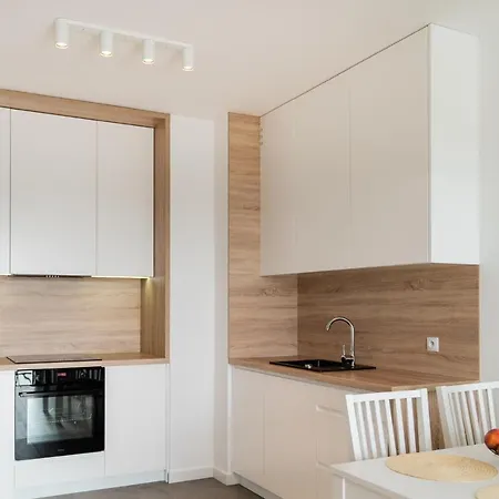 12 Pietro Z Widokiem Na - Parking W Cenie Pobytu شقة